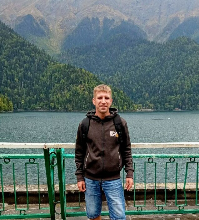 ВЕДУЩИЙ МЕНЕДЖЕР 